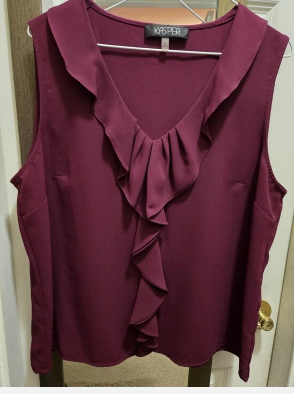 Kasper Ruffle-Neck XL - Available In Maroon/Black/Pink/White